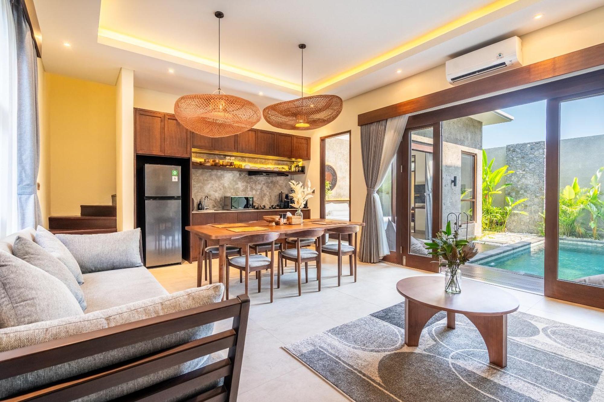 Taman Dharmawangsa - 3br Luxury Private Pool In Nusa Dua Villa