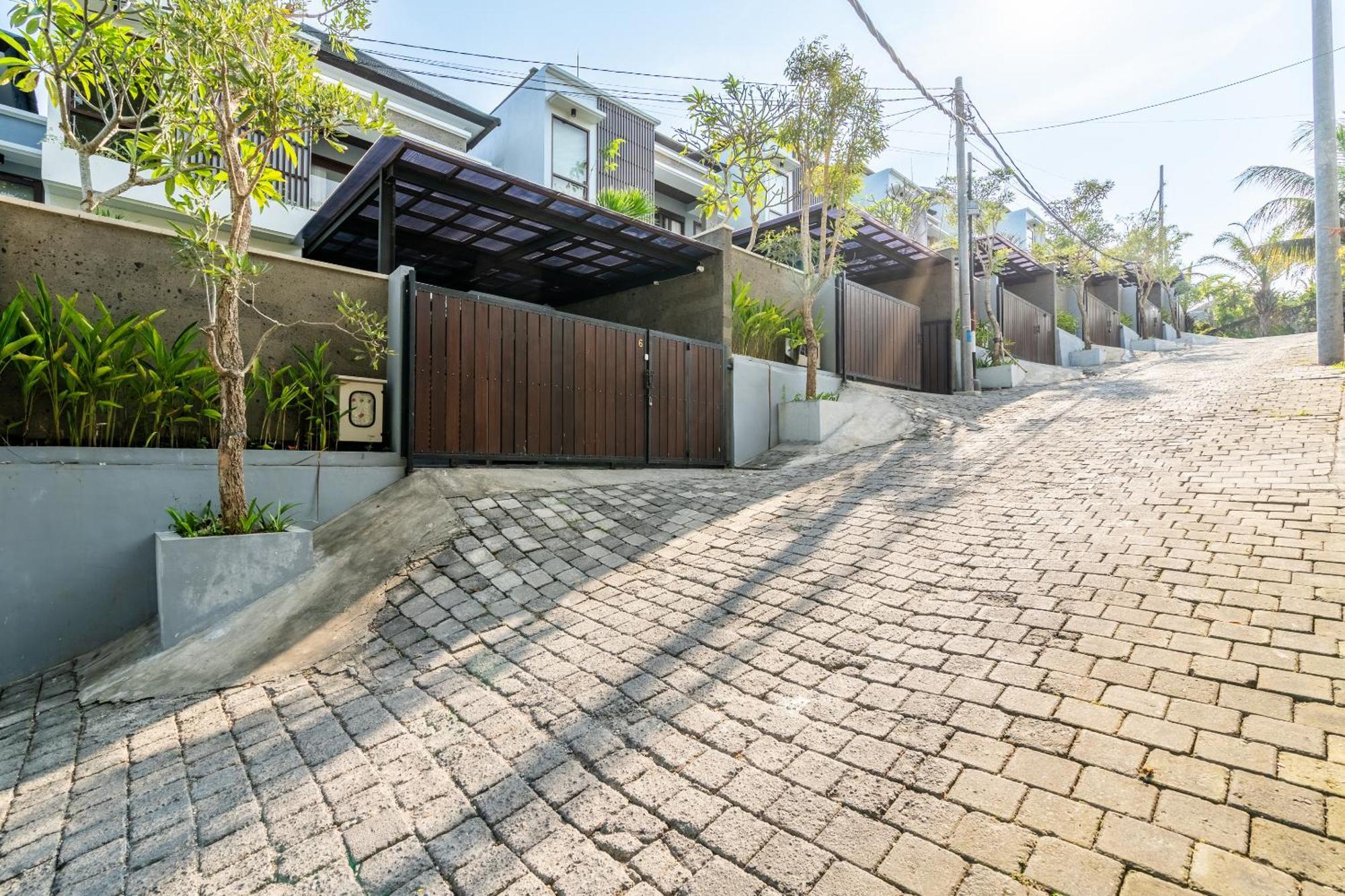 Villa Taman Dharmawangsa - 3br Luxury Private Pool In Nusa Dua