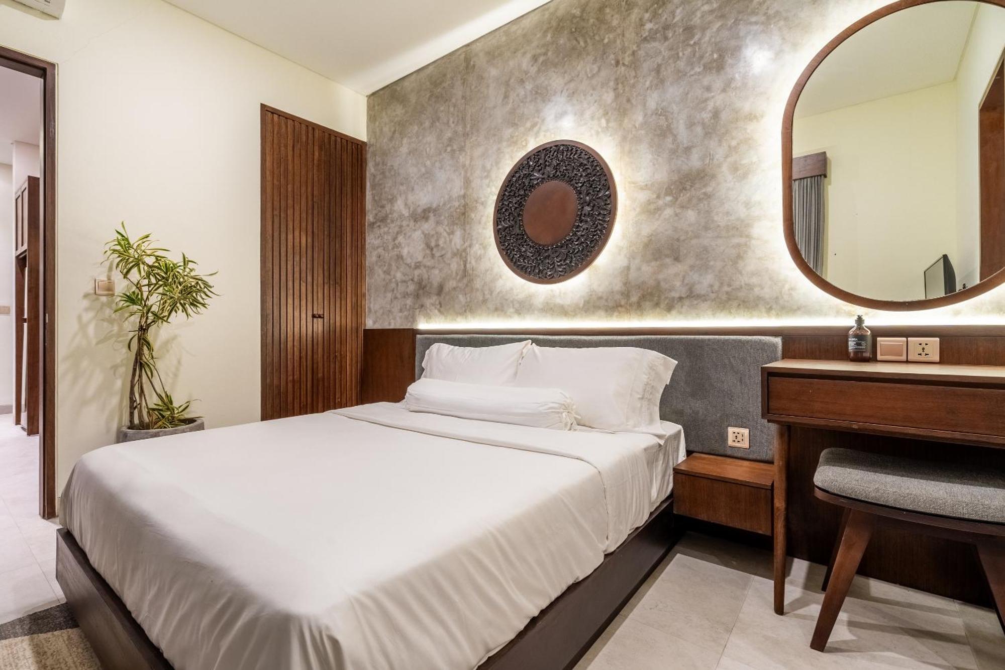 Taman Dharmawangsa - 3br Luxury Private Pool In Nusa Dua Villa *
